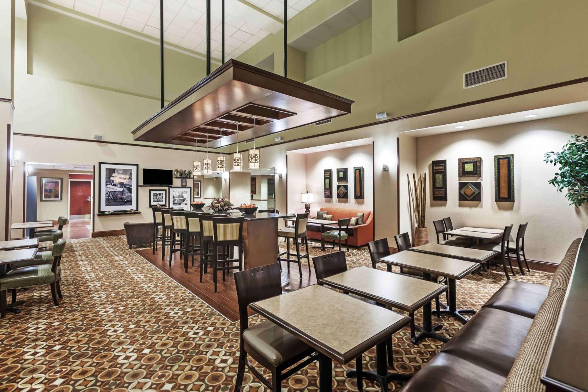 Hampton Inn & Suites Morgan City Exterior foto